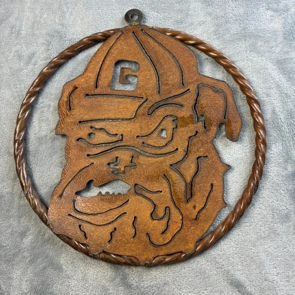 Georgia Bulldogs Metal Wall Art Rustic Copper Tone UGA Mascot Decor 12 Inch‎